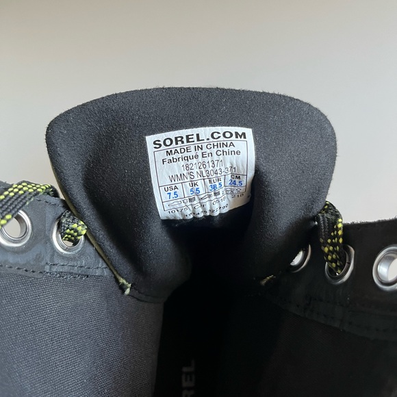 RARE Sorel Lexie Wedge Boot Hiker Green - Picture 13 of 16